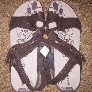 Merrell Brown Sandal - size 8